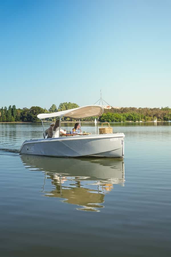 Canberra: Electric Picnic Boat Rental - The Experience: A Closer Look at the Journey