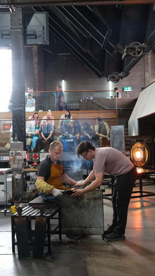 Canberra Glassblowing Experience: Make Your Own Bird - What the Workshop Entails