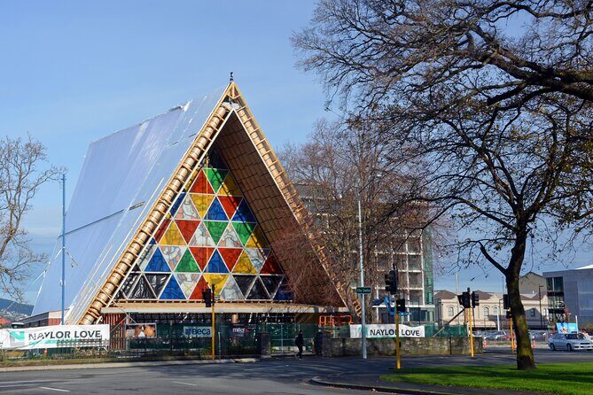 Christchurch Architectural Marvels: Private Walking Tour - Canterbury Museum and Maori Heritage