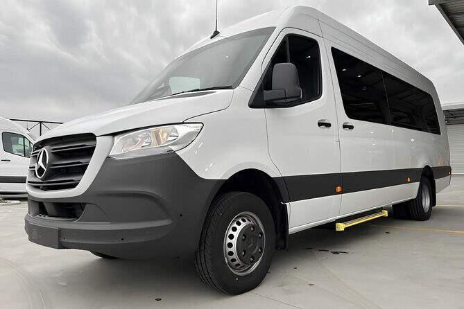 Christchurch International Airport To/From City Center Transfer - Comfort and Amenities