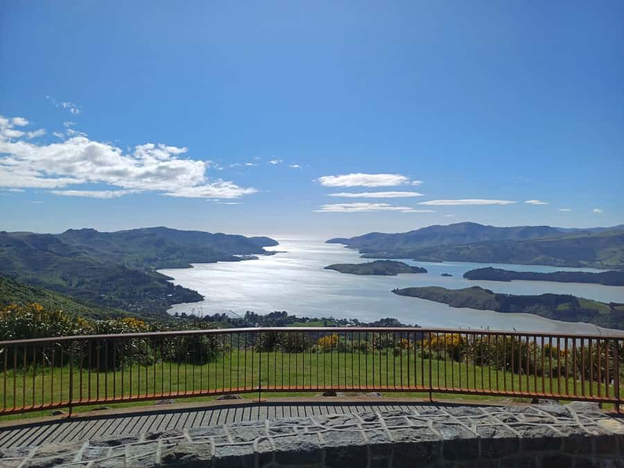 Christchurch: Packhorse Hut Guided Walk and Scenic Drive - The Hike to Packhorse Hut: A Moderate Adventure