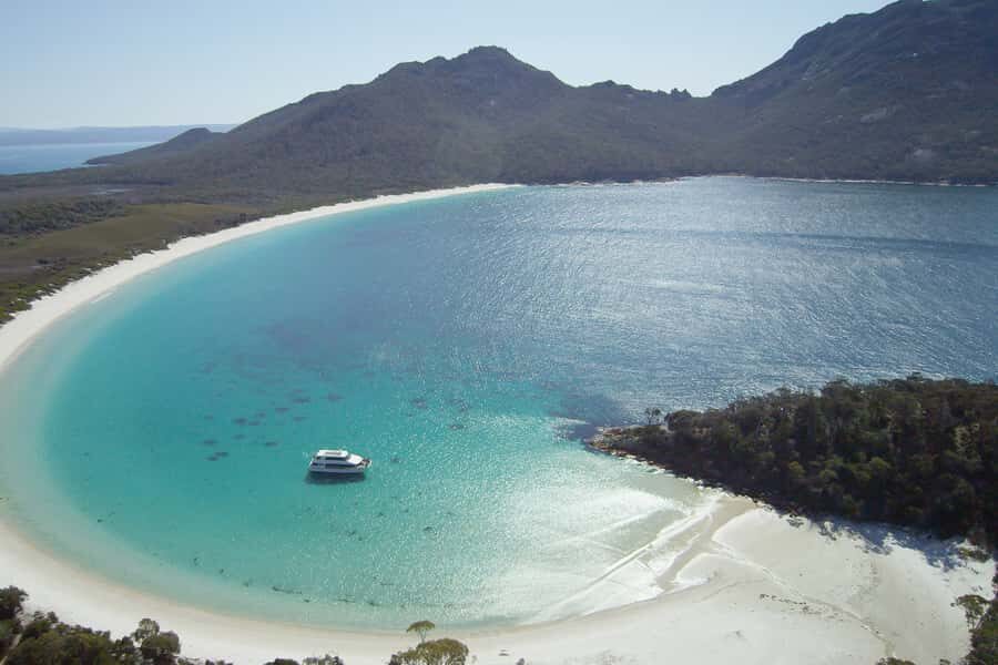 Coles Bay: Wineglass Bay Adults-Only Cruise with Lunch - The Itinerary and What You Can Expect