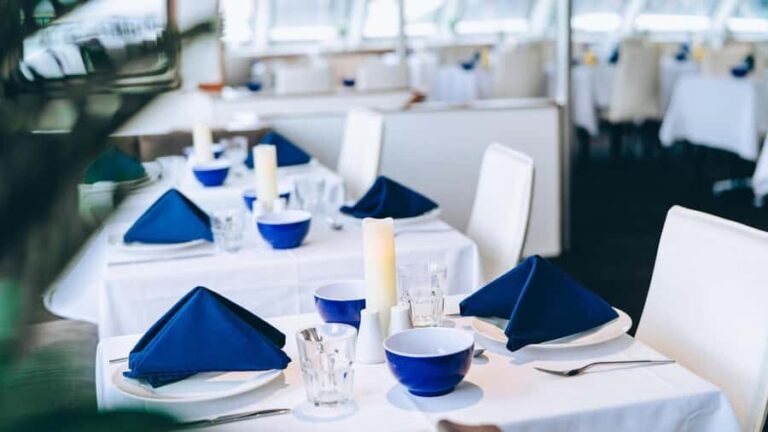 Darwin: Darwin Harbor Sunset Cruise with Buffet Dinner - The Experience in Detail