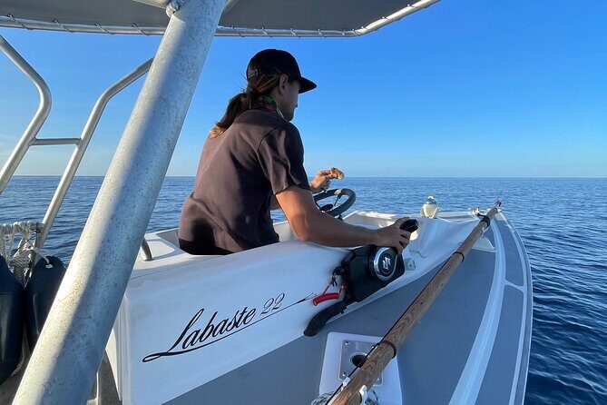 DEEP SEA FISHING 1/2 day (private group) - The Realities of Fishing in Tahiti