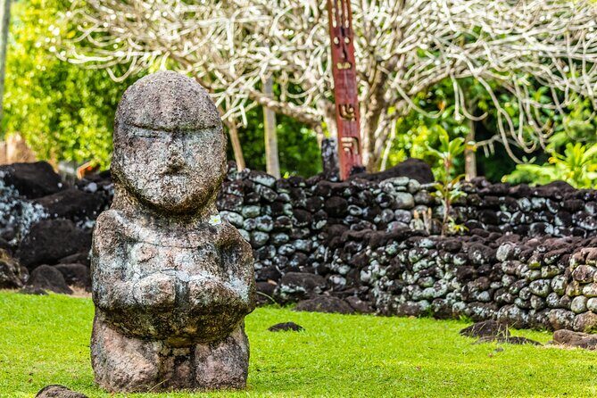 Explore Tahiti Nui, its landscapes and iconic sites. - The Experience: What Really Stands Out