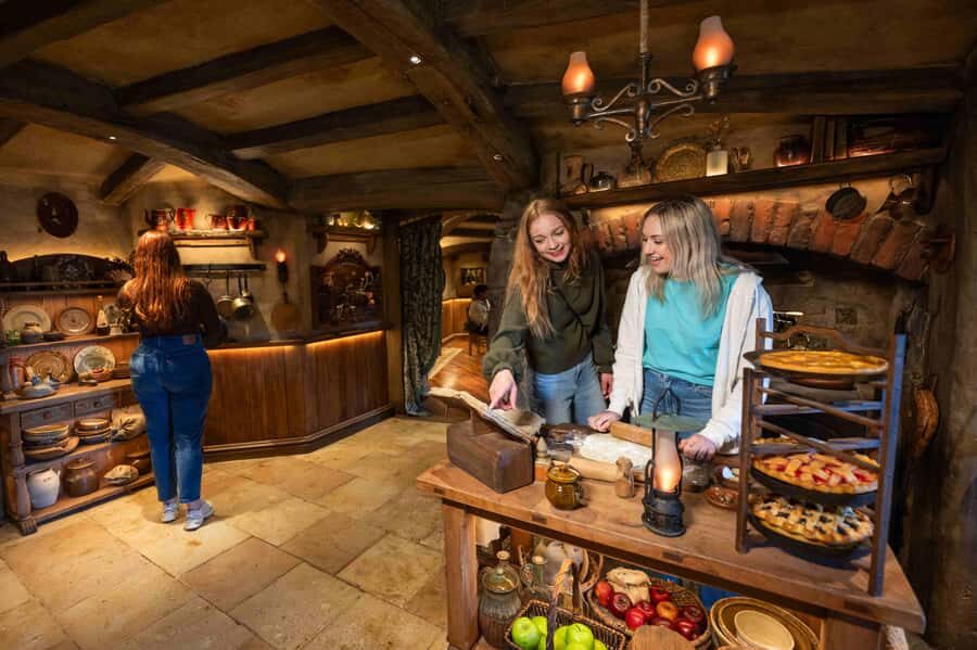 From Auckland: Hobbiton Movie Set Trip with Guided Tour - How It Compares to Other Hobbiton Tours