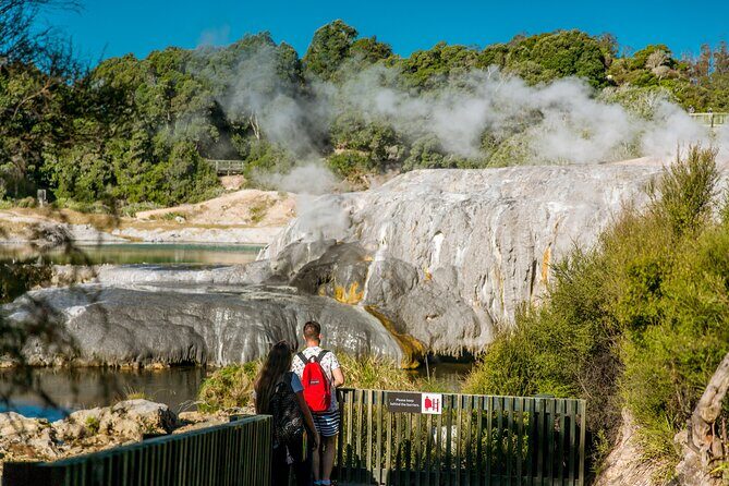 From Auckland : Rotorua Tepuia Tour with Haka and Hangi Lunch - Cultural Performance and Hangi Lunch