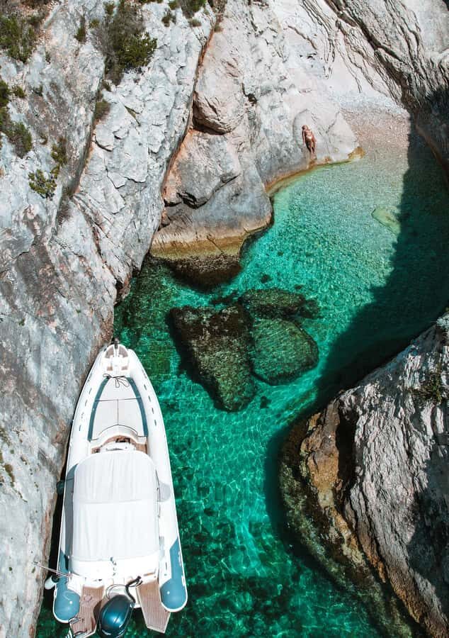 From Vis: Speed boat tour along south shore Of Vis - Practical Considerations & What to Expect