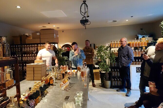 Full-Day Canberra Brewery, Wineries & Distillery tour /w lunch - Who Is This Tour Best For?