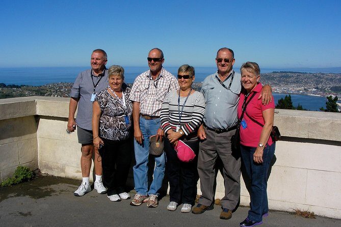 Garden and City tour - Transportation and Group Size