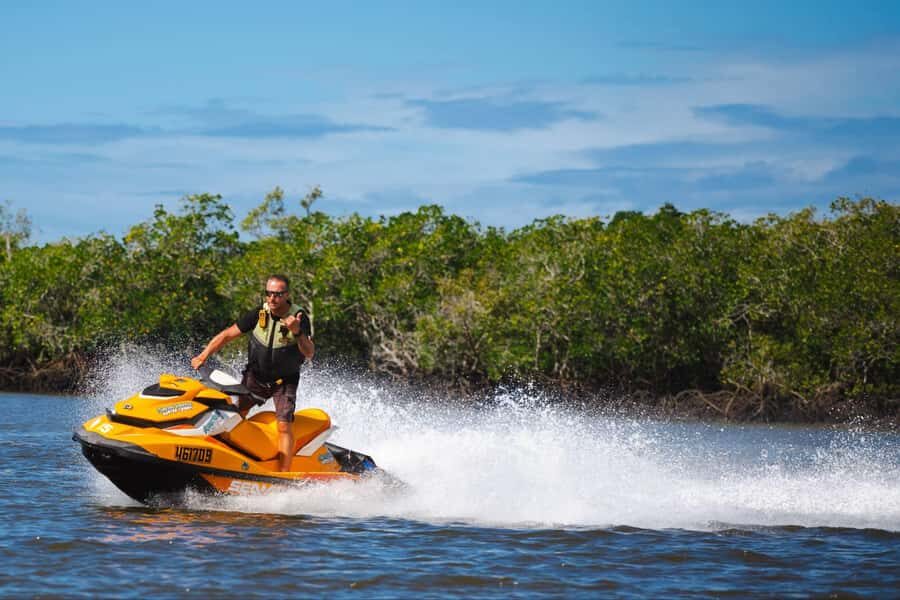 Gold Coast: 15 Minute Jetski Blast with Free Photos - The Route and Views