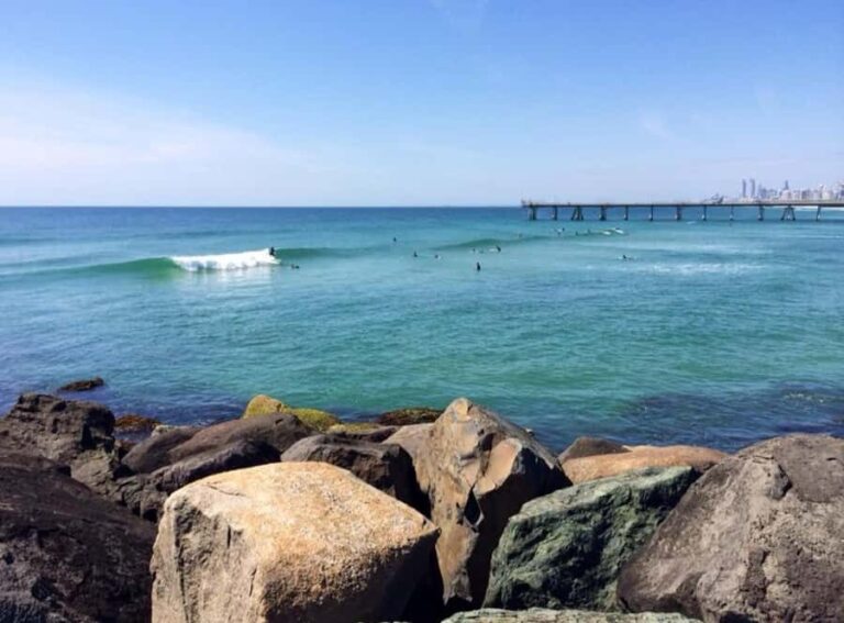 Gold Coast: Private Surf Lesson at The Spit - What You Can Expect