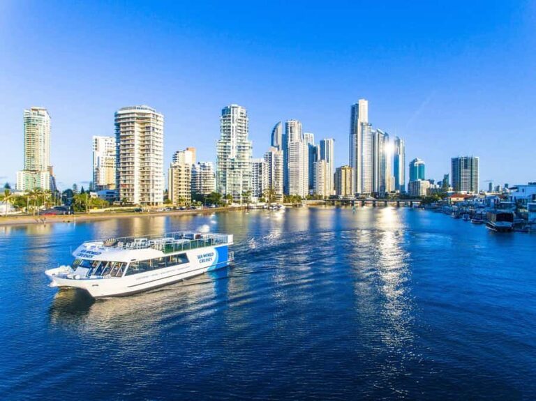 Gold Coast: Sightseeing Cruise with Buffet Lunch - Analyzing the Value