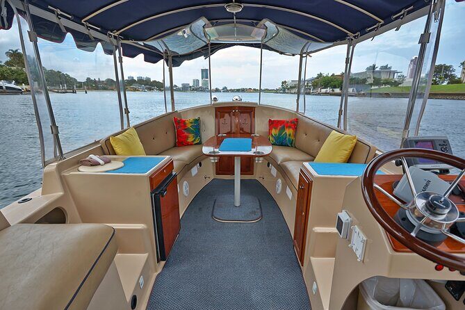 Gold Coast Skippered Canal Cruise - What Does It Feel Like?