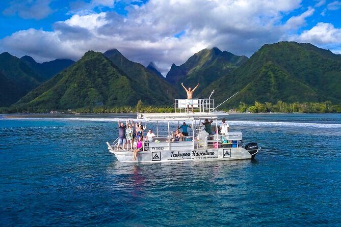 Half day Tahiti Peninsula and Teahupoo boat tour (shared boat) - The Experience and the Guides