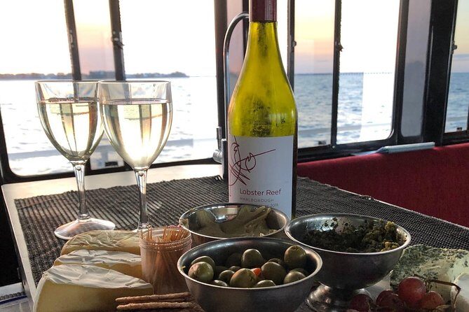 Hervey Bay Sunset Cruise - The Atmosphere & Experience