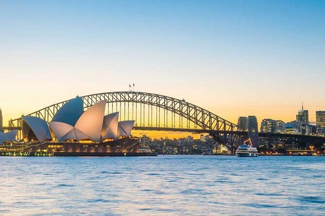 Highlights & Hidden Gems With Locals: Best of Sydney Private Tour - Who Should Consider This Tour?