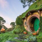 Hobbiton Movie Set Experience: Private Tour From Auckland - The Green Dragon Inn and Free Hobbiton Beverages