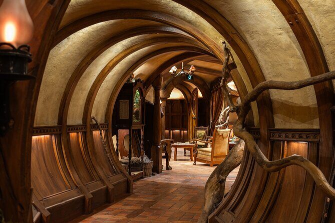 Hobbiton Movie Set Guided Day Tour with Lunch from Auckland - Who Is This Tour Best Suited For?
