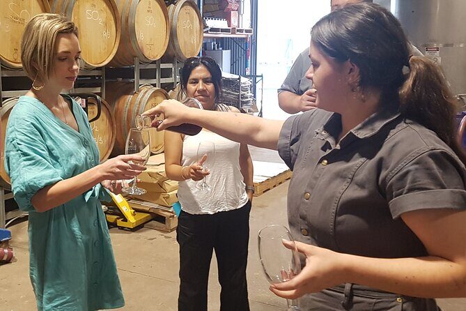 Hunter Valley Wine Tour + Lunch, Gin, Cheese, Choc from Newcastle - FAQs