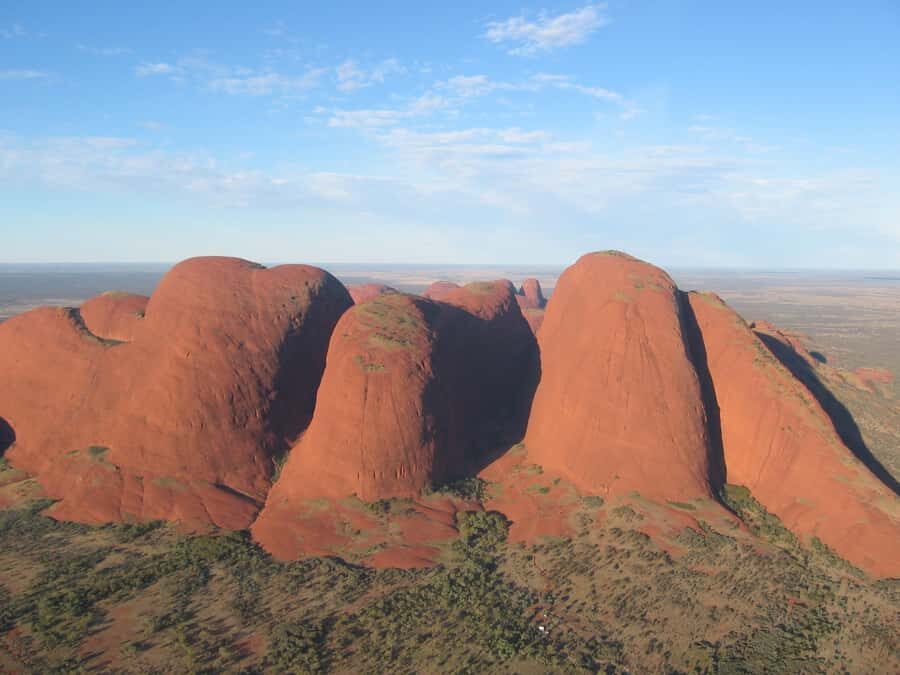 Lake Amadeus, Uluru & Kata Tjuta Helicopter Tour - The Experience from the Pilot’s Perspective