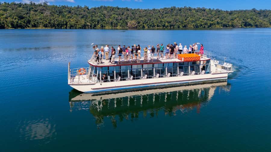 Lake Barrine Boat Cruise  Discover Queenslands Hidden Gem - Discovering Lake Barrine: A Scenic Treasure