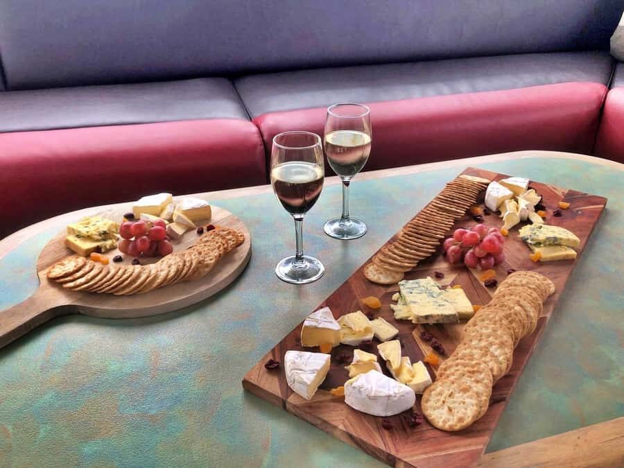 Lake Wanaka Happy Hour Cruise - The Itinerary: What You Can Expect