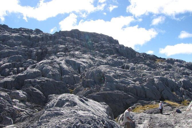 Lord of the Rings Mt Owen, Exit from the Mines of Moria - Analyzing the Value