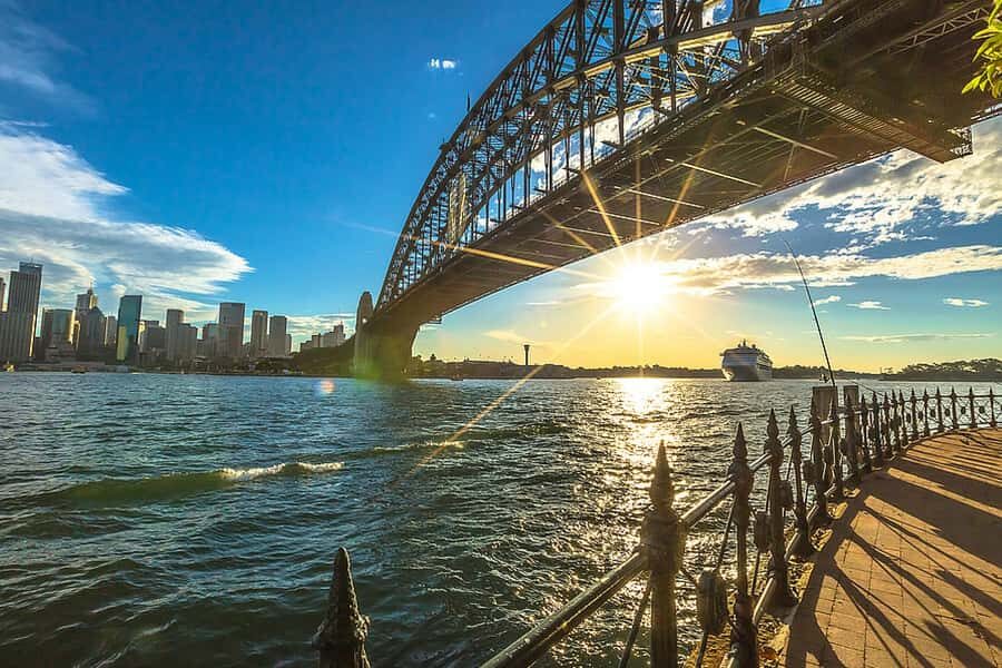 Lunch Cruise with Live Jazz on Sydney Harbour - The Experience in Detail