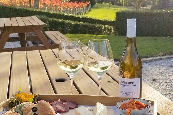 Luxury Private Auckland Wine & Beach Tour with Lunch - Why This Tour Offers Great Value