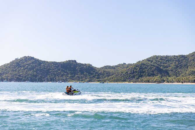 Magnetic Island 60-Minute Jet Ski Hire  1 to 8 People - An In-Depth Look at the Magnetic Island Jet Ski Experience