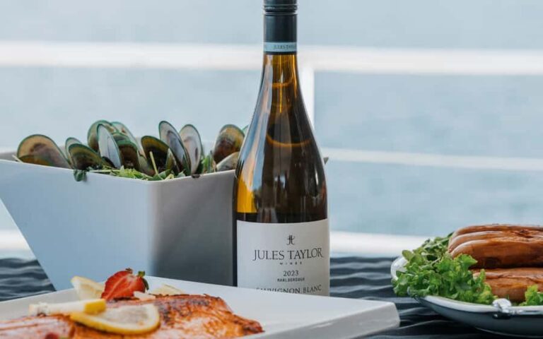 Marlborough: Full-Day Wine and Seafood Tour with Cruise - Detailed Breakdown of the Itinerary