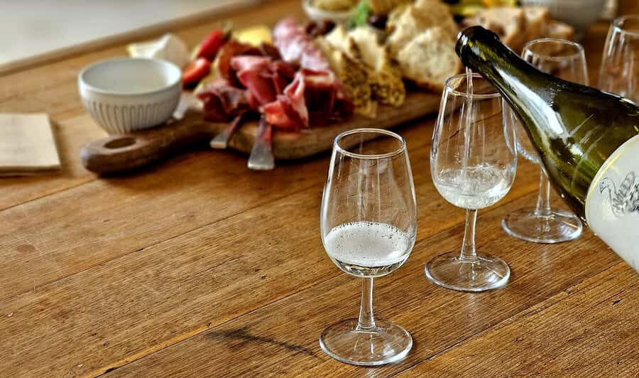 Melbourne: Boutique Phillip Island Wine, Dine & Penguin Tour - What Makes This Tour a Great Choice