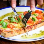 Melbourne Food Tour with 8+ Food Tastings in Hidden Laneways - The Guide Experience and Group Atmosphere