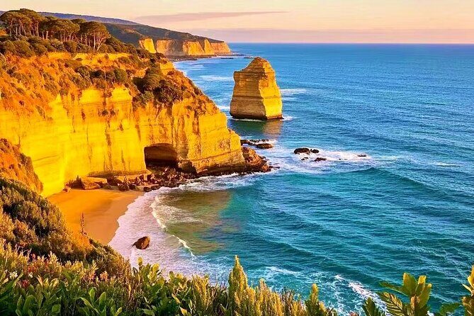 Melbourne Great Ocean Road Reverse Tour + London Bridge wildlife - What’s Included and What’s Not