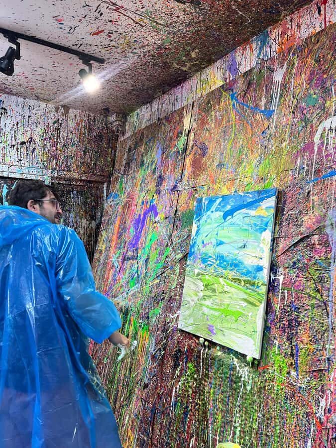 Melbourne: Messy & Creative Splash Paint Workshop - Who Should Try This Experience?