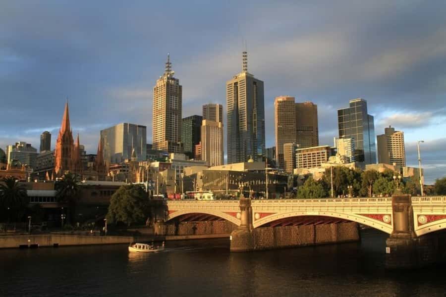 Melbourne: Private Custom Walking Tour with Local Guide - Breakdown of the Itinerary