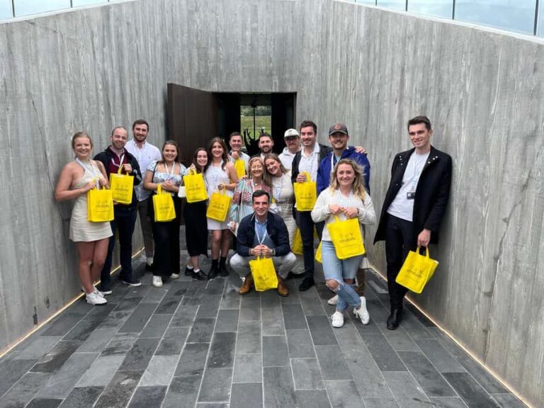 Melbourne: Yarra Valley Food & Wine Trip with 1 Wine Bottle - What Travelers Say