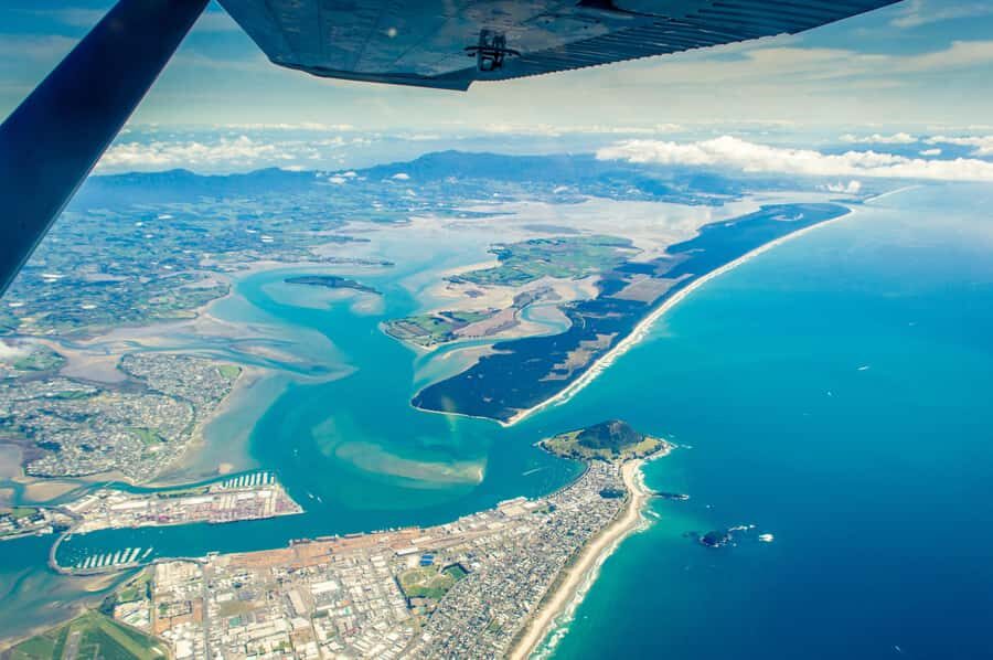 Mount Maunganui Scenic Flight: Departing Tauranga Airport - Who Will Love This Experience?