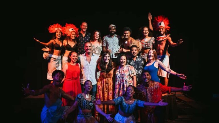 Nadi: VOU Evening Dinner and Show Experience - What the Experience Means for You