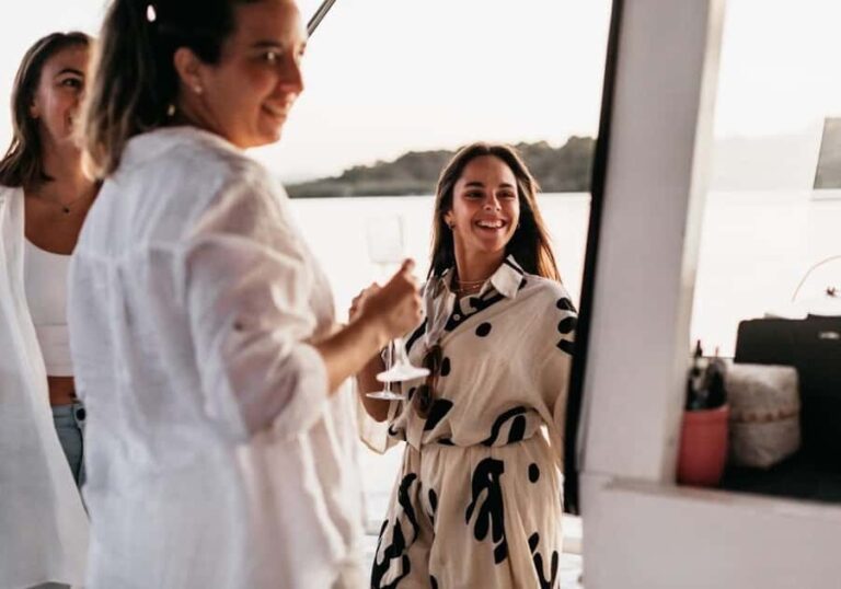 Noosaville: Noosa River Sunset Cruise - Key Points