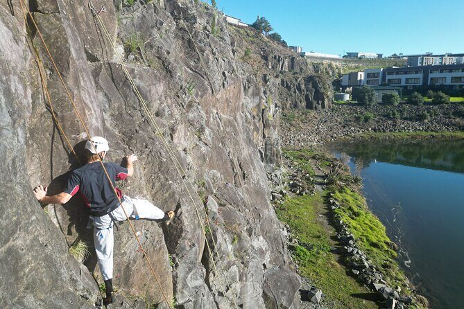 Outdoor Rock Climbing Auckland - Practical Details and Booking