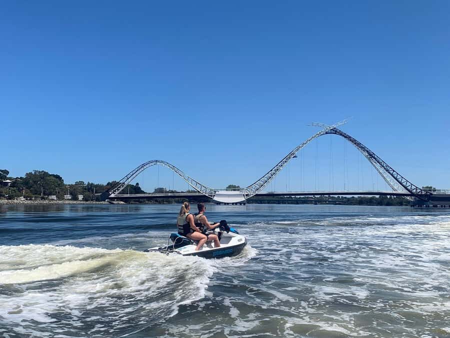 Perth: Guided Jet Ski Tour with Freestyle Session - The Highlights in Detail
