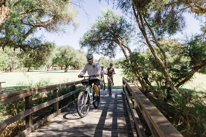 Perth Landmarks & Scenic Foreshore - Guided Bike Tour - What to Expect During the Tour