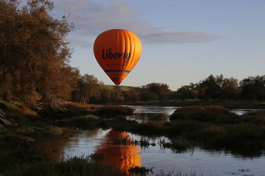 Perth to Northam: Balloon flight including shuttle bus - Gathering in Northam and Preparing for the Flight