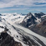 Pilots Choice: 2 Glaciers & Snow Landing  35min - Pricing & Value