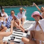 Private 2hr Yacht Hire Whitsundays - What Travelers Are Saying (Based on Reviews)