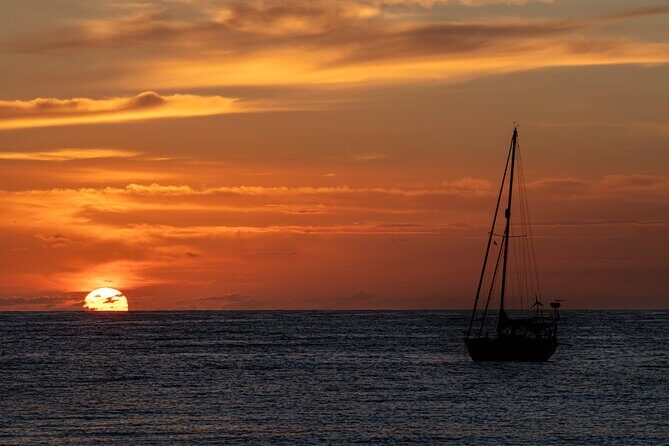Private and Local Sunset Cruise in Tahiti - The Sum Up