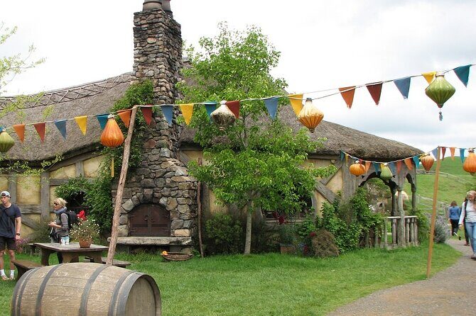Private Hobbiton & Blue Springs Day Trip from Auckland - Why This Tour Offers Great Value
