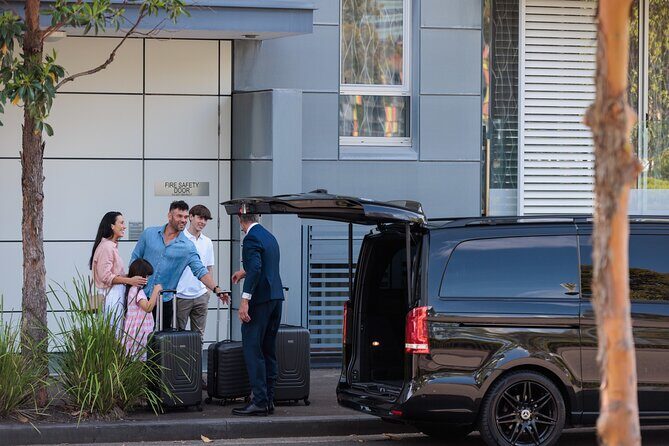 Private Luxury Transfer from Melbourne CBD to Melbourne Airport - Why This Service Stands Out